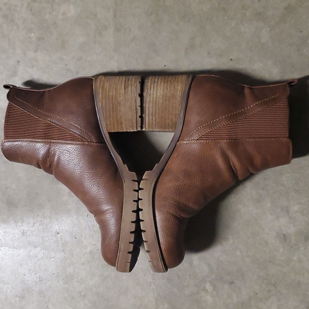 Beautiful  booties leather - Picture 11 of 15